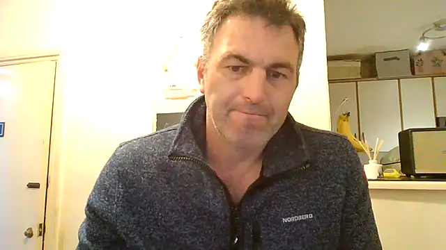 Snapshot of Hakfin666 chatting on 06-30-26, 04:13 Hakfin666 online show from 06-30-26, 04:13