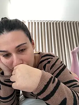 joanaguerreiru online show from 03-21-26, 03:48