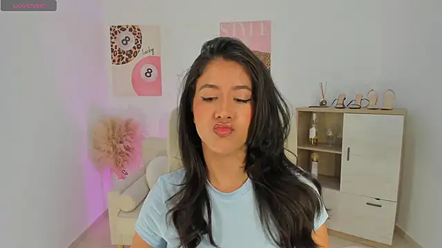 Sussan Monroe online show from 04-22-26, 08:21