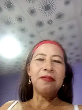 Snapshot of Salome_69 chatting on 01-07-26, 01:57 Salome 69 online show from 01-07-26, 01:57