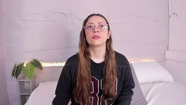 lanna 18  online show from 03-23-26, 01:26