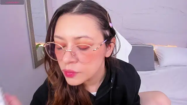 lanna 18  online show from 05-28-26, 11:51