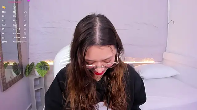 lanna 18  online show from 05-29-26, 11:52