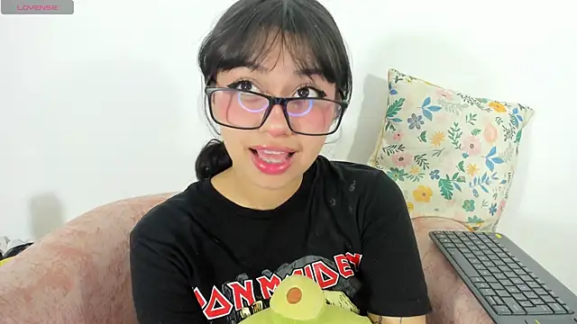 little dolly3 online show from 04-16-26, 11:00