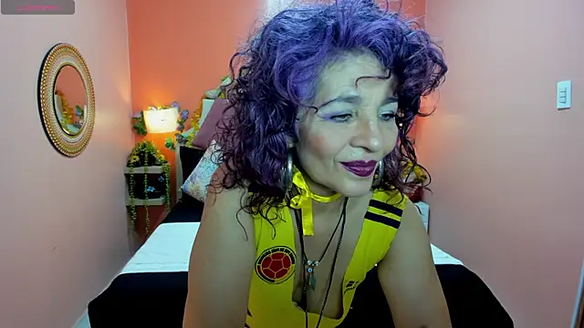 Snapshot of Dalila_Najjar_ chatting on 06-11-26, 02:48 Dalila Najjar online show from 06-11-26, 02:48