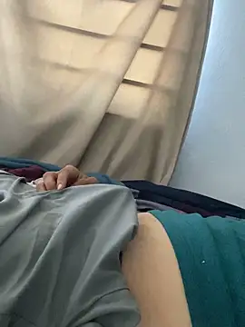 Snapshot of rulor69 chatting on 03-04-26, 12:27 rulor69 online show from 03-04-26, 12:27