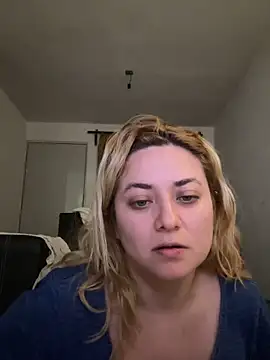 Lililuxx online show from 04-20-26, 07:22