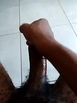 Snapshot of SkinnyDick26 chatting on 02-19-26, 09:38 SkinnyDick26 online show from 02-19-26, 09:38