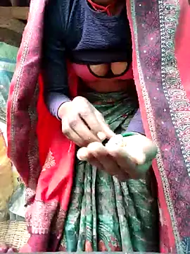 Snapshot of Queen_chayna chatting on 02-03-26, 02:53 Queen chayna online show from 02-03-26, 02:53