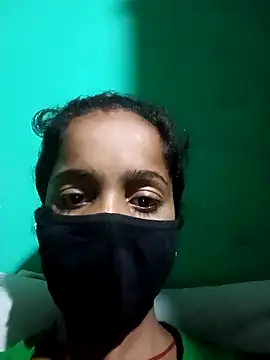 Snapshot of Alisha_beby143 chatting on 05-05-26, 07:44 Alisha beby143 online show from 05-05-26, 07:44