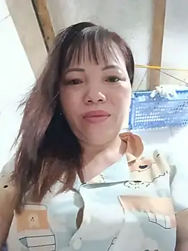 Snapshot of Sana-vn chatting on 05-16-26, 11:57 Sana-vn online show from 05-16-26, 11:57