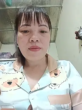 Snapshot of Sana-vn chatting on 06-12-26, 03:27 Sana-vn online show from 06-12-26, 03:27