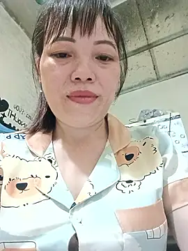 Snapshot of Sana-vn chatting on 06-19-26, 05:39 Sana-vn online show from 06-19-26, 05:39