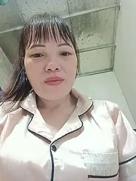 Snapshot of Sana-vn chatting on 06-22-26, 04:31 Sana-vn online show from 06-22-26, 04:31