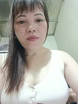 Snapshot of Sana-vn chatting on 06-23-26, 05:33 Sana-vn online show from 06-23-26, 05:33