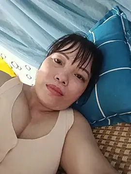 Snapshot of Sana-vn chatting on 07-08-26, 10:14 Sana-vn online show from 07-08-26, 10:14