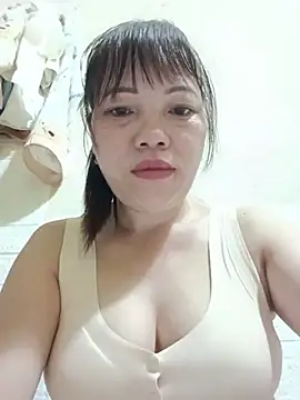 Snapshot of Sana-vn chatting on 07-13-26, 02:47 Sana-vn online show from 07-13-26, 02:47