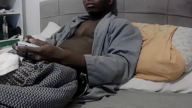 Snapshot of Bigchocco chatting on 02-19-26, 04:25 Bigchocco online show from 02-19-26, 04:25