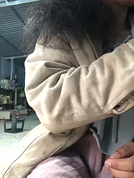 Minhkhue121 online show from 02-05-26, 12:37