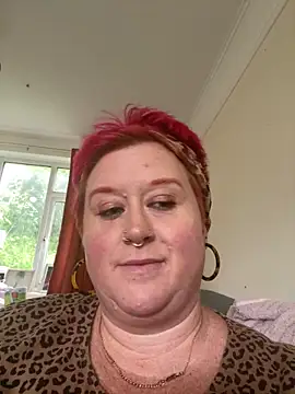 Snapshot of BustyRedxx chatting on 06-07-26, 04:22 BustyRedxx online show from 06-07-26, 04:22