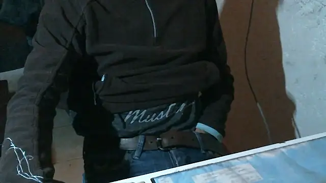 Renard0909 online show from 01-12-26, 04:45