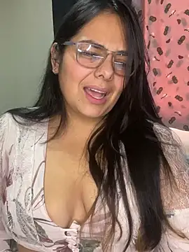 Snapshot of Bigbooty_sex chatting on 07-12-26, 04:09 Bigbooty sex online show from 07-12-26, 04:09