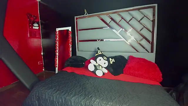 Snapshot of Mia_Miller001 chatting on 02-16-26, 09:00 Mia Miller001 online show from 02-16-26, 09:00