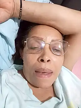 Snapshot of Jenna_01 chatting on 02-13-26, 02:18 Jenna 01 online show from 02-13-26, 02:18