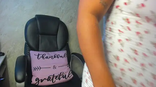 tanisha  lux online show from 02-27-26, 07:47