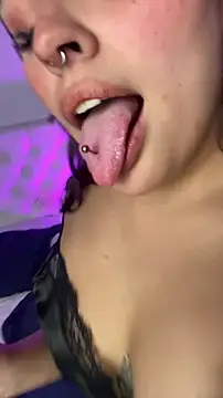 Snapshot of swaghoe_ chatting on 02-06-26, 06:51 swaghoe online show from 02-06-26, 06:51