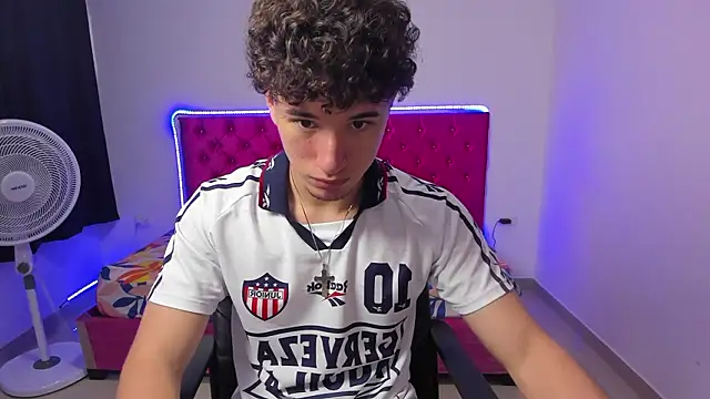 Snapshot of jean_burns chatting on 02-04-26, 07:31 jean burns online show from 02-04-26, 07:31