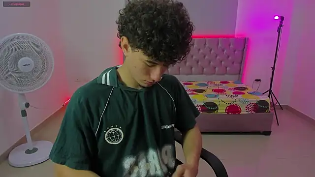 Snapshot of jean_burns chatting on 02-26-26, 07:57 jean burns online show from 02-26-26, 07:57