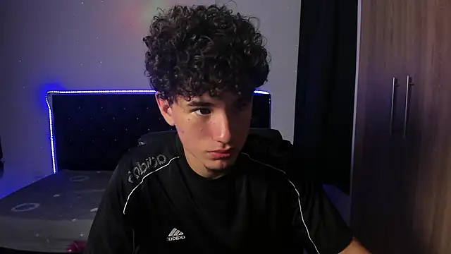 Snapshot of jean_burns chatting on 02-27-26, 07:47 jean burns online show from 02-27-26, 07:47