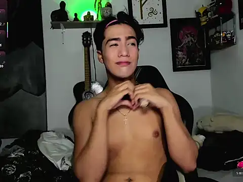 cinnamon girlts online show from 01-05-26, 09:40