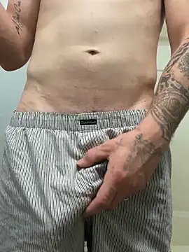 Snapshot of Tmoney369 chatting on 04-11-26, 07:35 Tmoney369 online show from 04-11-26, 07:35