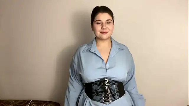 Snapshot of LunaBlakes chatting on 02-10-26, 07:23 LunaBlakes online show from 02-10-26, 07:23