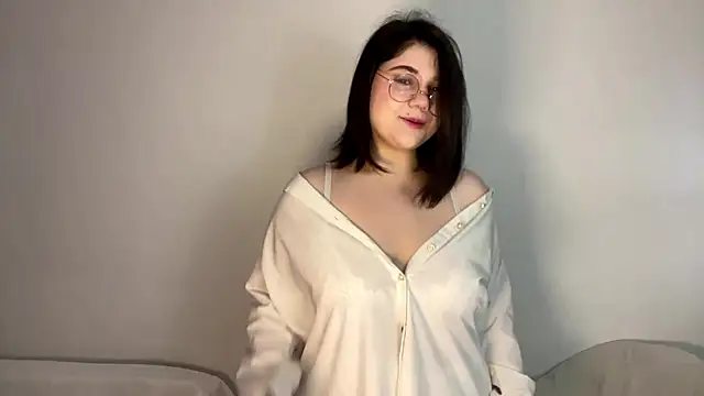 Snapshot of LunaBlakes chatting on 03-03-26, 07:47 LunaBlakes online show from 03-03-26, 07:47