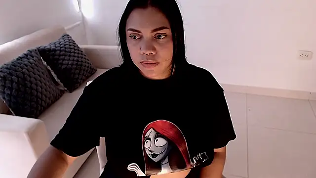 isabelateran online show from 05-22-26, 06:02