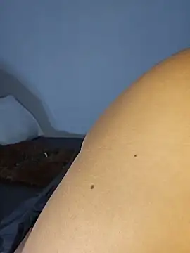 Snapshot of Sultrydiva1 chatting on 02-17-26, 08:44 Sultrydiva1 online show from 02-17-26, 08:44