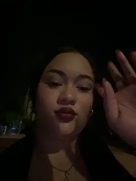 Snapshot of Datoka_adrenaline chatting on 05-18-26, 02:29 Datoka adrenaline online show from 05-18-26, 02:29