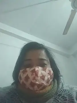 Snapshot of momo_loves chatting on 01-06-26, 01:48 momo loves online show from 01-06-26, 01:48