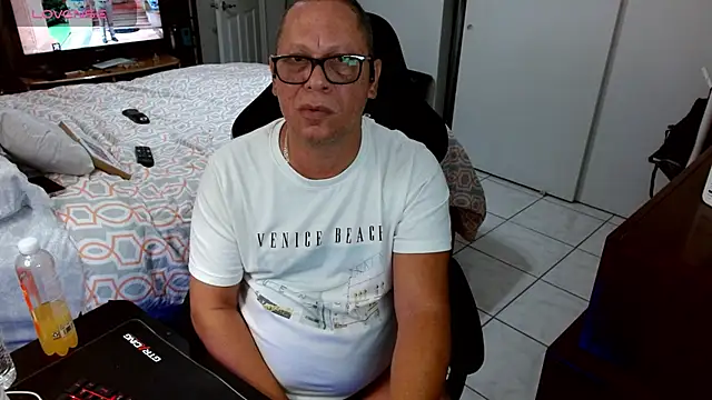 Daddy 1970 online show from 04-15-26, 08:20