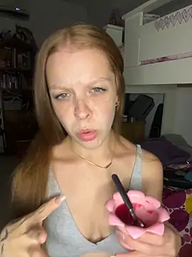 Snapshot of Piaaa3 chatting on 02-13-26, 04:41 Piaaa3 online show from 02-13-26, 04:41