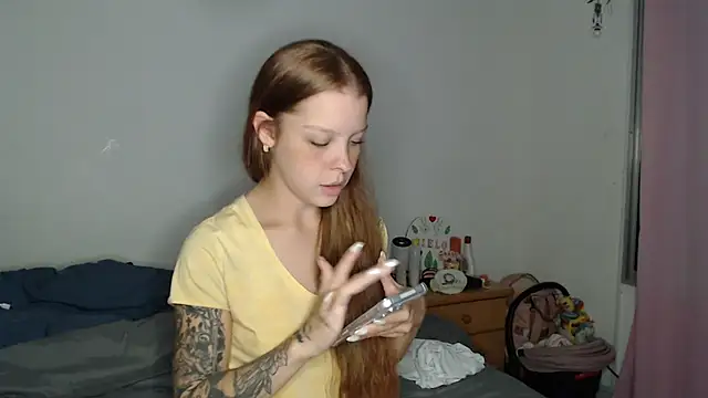 Snapshot of Piaaa3 chatting on 04-06-26, 04:46 Piaaa3 online show from 04-06-26, 04:46