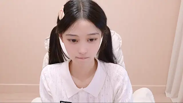 Snapshot of iiiiiiiiiu chatting on 05-11-26, 02:45 iiiiiiiiiu online show from 05-11-26, 02:45