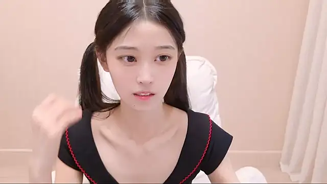 Snapshot of iiiiiiiiiu chatting on 05-15-26, 09:16 iiiiiiiiiu online show from 05-15-26, 09:16