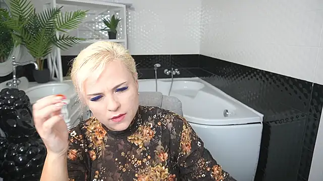 CrystalVibe online show from 04-11-26, 05:56