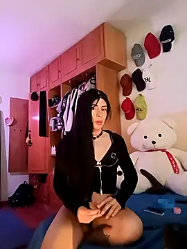 KATA LINNA online show from 04-19-26, 06:35