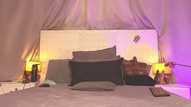 Snapshot of tiffanymena1 chatting on 01-15-26, 07:46 tiffanymena1 online show from 01-15-26, 07:46