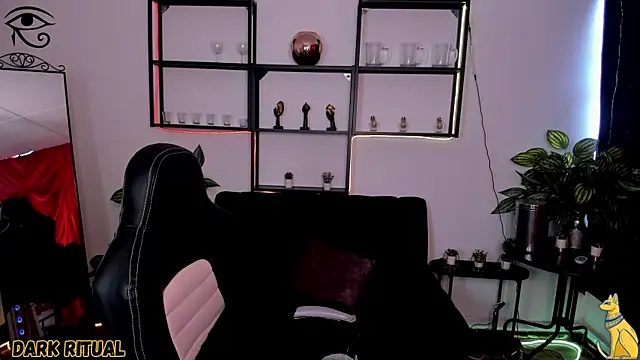 Snapshot of Sacred_Sin_Room chatting on 02-10-26, 02:54 Sacred Sin Room online show from 02-10-26, 02:54